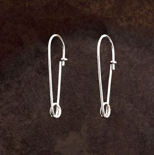 WERKSTATT MUNCHEN safety pin fine earrings M4519 PWM13